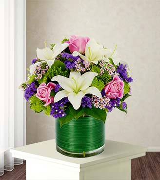 Loving Lilies & Roses