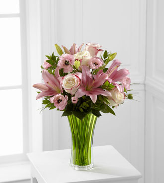 FTD® Classic Beauty™ Bouquet